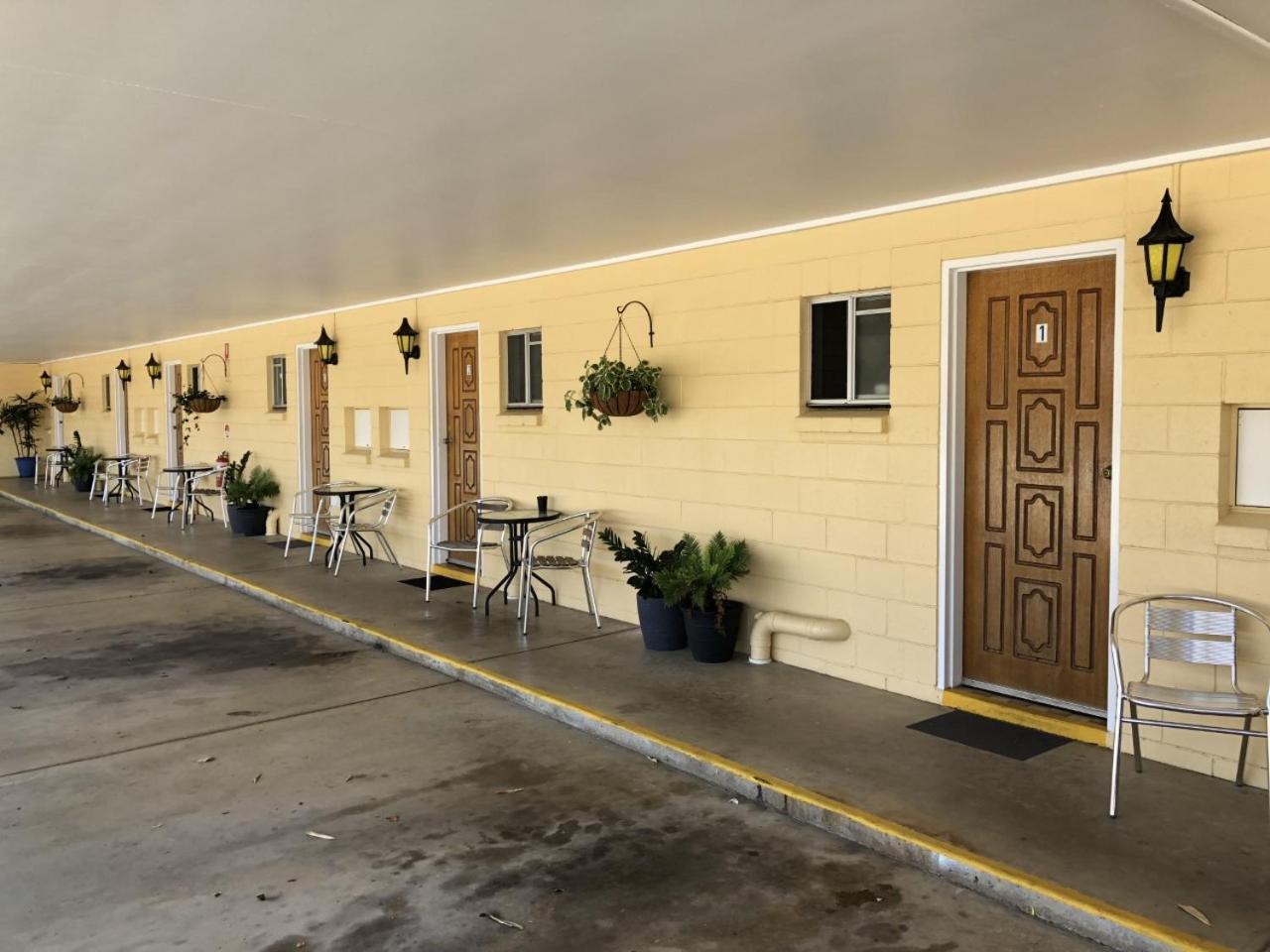 Bororen Hotel Motel المظهر الخارجي الصورة